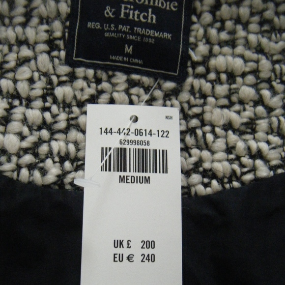 **New** Abercrombie & Fitch Wool Coat - Picture 2 of 2